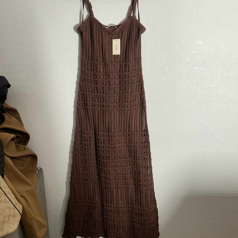 Chic Brown Knit Maxi Dress